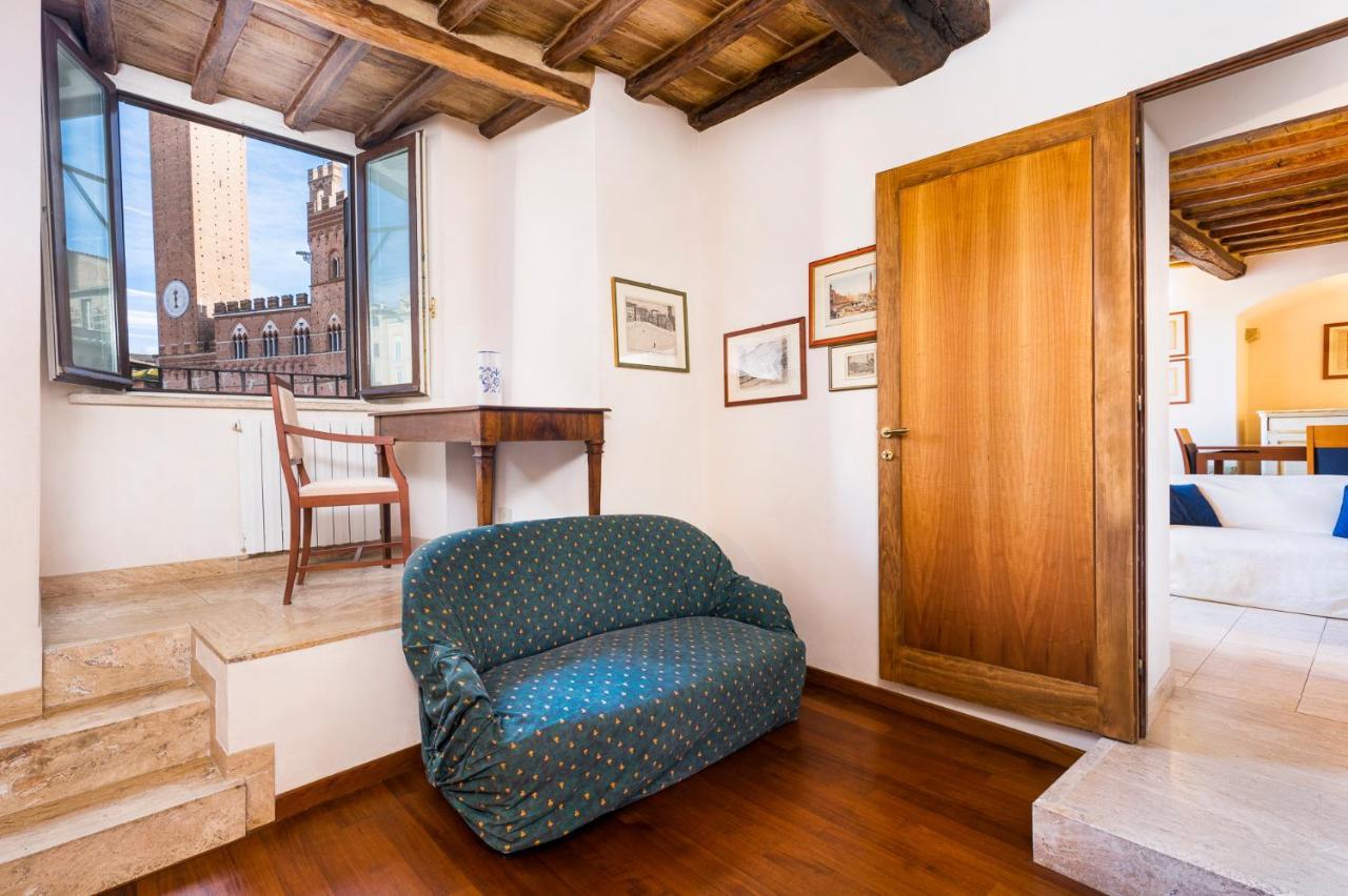 The Balcony Suite - Affaccio Su Piazza Del Campo Siena Exterior foto